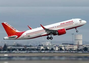 Flight Fares Soar 78% on Pune-Prayagraj Route Amid Kumbh Mela Rush