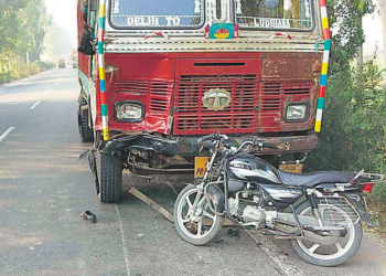 Motorcyclist Injured in Collision with Truck at Dehu Road