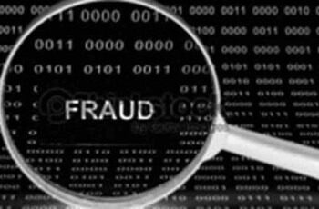 Elderly Woman Duped by Fake Cops in Pune, Loses Gold Worth ₹2.75 Lakh