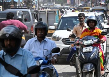 Traffic Woes Escalate on Nagar Road as Citizens Demand BRTS Corridor Removal
