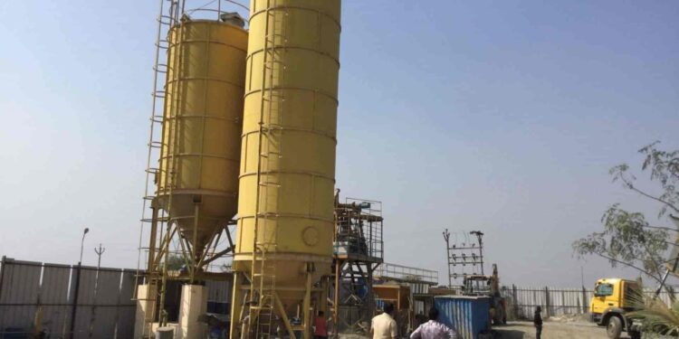 MLA Shankar Jagtap Demands Shutdown of Unauthorized RMC Plants in Pimpri-Chinchwad