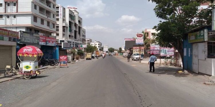 Five-Year Delay in Hadapsar-Manjari Road Project Leaves Locals Frustrated