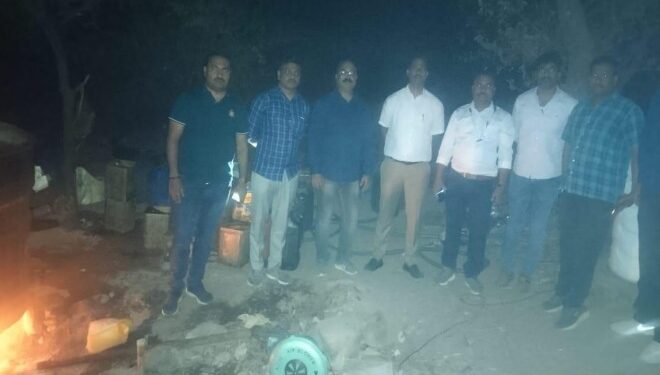 Police Seize Illegal Liquor Worth ₹22.6 Lakh in Loni Kalbhor Raid