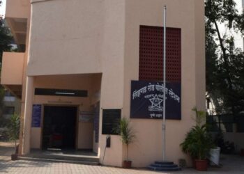 Beauty Parlour Dispute Turns Violent; Owner Injured, Shop Vandalized