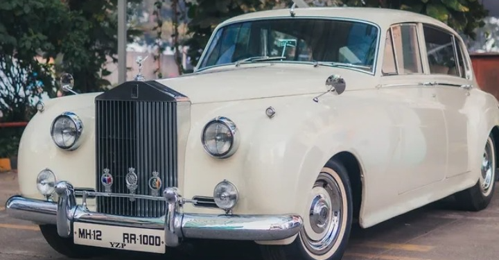 Experience Automotive History at Punes Vintage & Classic Car Exhibition