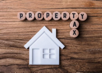 Civic Activists Demand Clarity on 40% Property Tax Rebate in PMC Bills