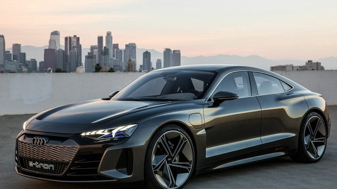 Maharashtra Government Scraps 6% Tax on Luxury EVs After Backlash