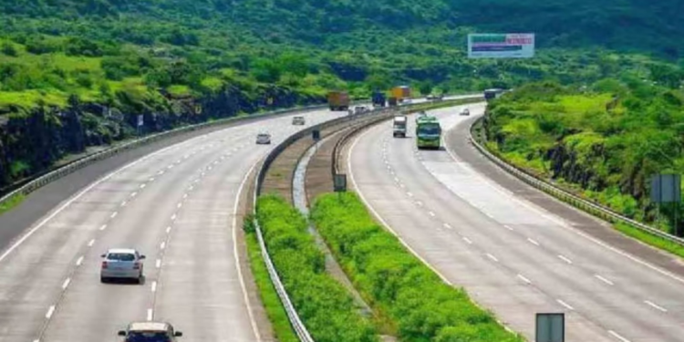 Pune-Mumbai Expressway Toll Rates Fixed Until 2030: MSRDC Assures Commuters