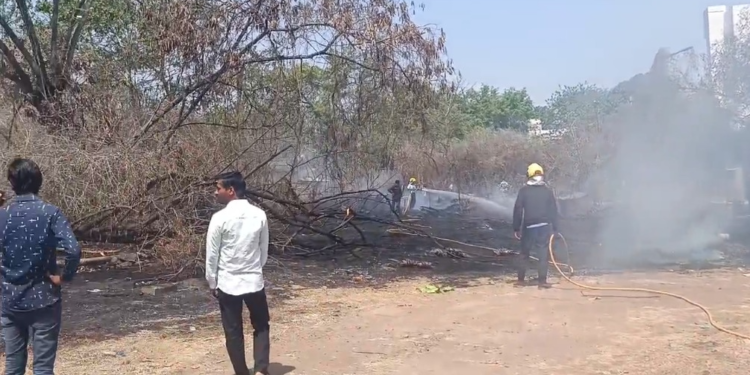 Fire Erupts Near Vice Chancellor’s Residence at SPPU