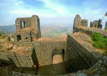 Couple Arrested for Assaulting Fort Enthusiast at Malhargad