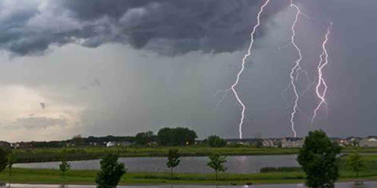 Thunderstorm Warning Issued for Parts of Maharashtra as Heatwave Persists Across State