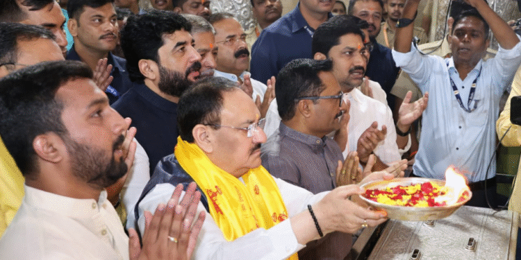 BJP President J. P. Nadda Offers Prayers at DagdushethGanpati Seeks Strength for the Nation