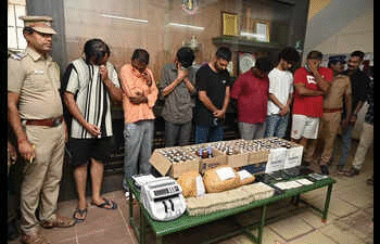 Navi Mumbai Police Bust International Drug Racket Two Policemen and a Customs Officer Among Ten Arrested