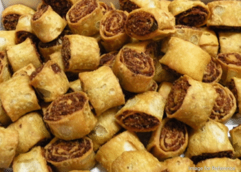 Fake Chitale Bakarwadi Sold in PuneFIR Filed Against Local Shop