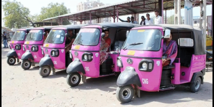 Pune Women to Receive Pink ERickshaws Under Empowerment Scheme