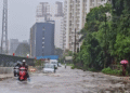 Heavy Rainfall Disrupts Pune Traffic Chaos and Waterlogging Expected to Continue