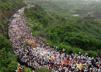 Maharashtra Gears Up for Ashadhi Wari Emphasis on Safety Sustainability and Infrastructure