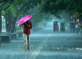 Maharashtra Braces for Intense Pre-Monsoon Rains IMD Issues Red and Orange Alerts