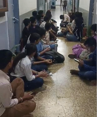 Students Stage Protest at Pune University Demand Resignation of Sociology HoD Dr. Shruti Tambe