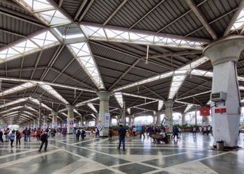 New No-Parking Zone Introduced Around Pune Railway Station to Ease Traffic Congestion