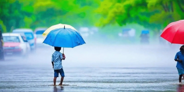 Unstable Weather Grips Maharashtra Amid Pre-Monsoon Showers and Sweltering Heat