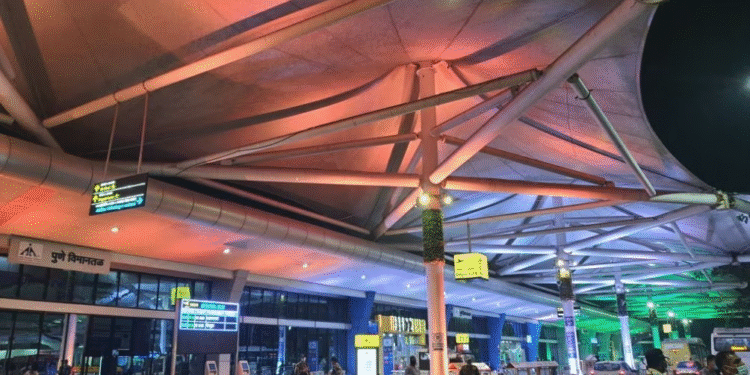 DGCA Mandates Window Closures During Take-off and Landing at Pune Airport to Strengthen Security