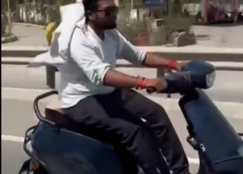 Dangerous Two-Wheeler Stunts on Mumbai-Bengaluru Highway Spark Public OutrageDemand for Stricter Action