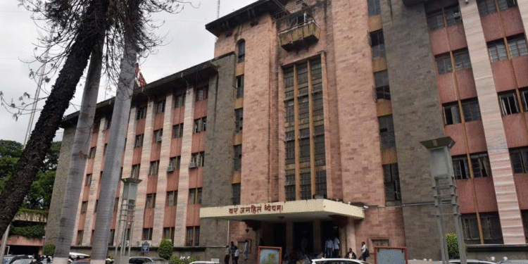 Pune Civic Chief Admits Systemic Gaps in Grievance Redressal Calls for Digital Overhaul