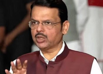 Chief Minister Devendra Fadnavis expresses grief over the accident caused by the collapse of the bridge over the Indrayani River