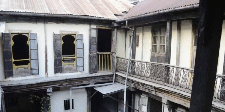 Punes Iconic Wadas Under ThreatCitizens Allege Massive Misuse of SRA Scheme