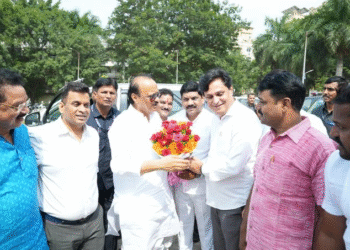 Indias First Mobile Veterinary Hospital Launched in Pune to Combat Rabies by 2030