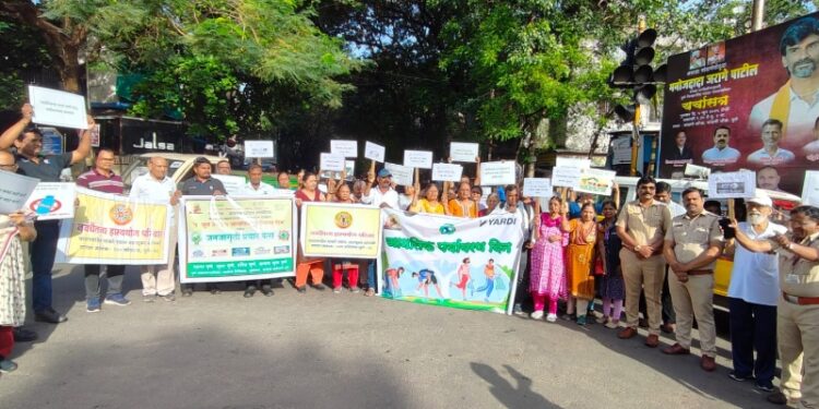 Pune Senior Citizens Lead the Way on World Environment Day with Tree Plantation and Cleanliness Drive