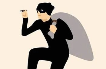 Elderly Woman Robbed of ₹6.24 Lakh in Gold by Fake Cops in Warje