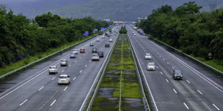 Pune–Bengaluru Expressway to Redefine Interstate Travel by 2028 with 700-km High-Speed Corridor