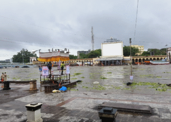 Ghat Closed in Alandi as Indrayani River Floods