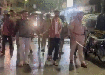 Pune Man Assaults Wine Shop Worker with Cleaver Over Denied Alcohol Credit in Yerawada