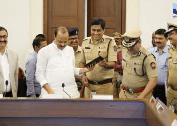 Ajit Pawar Launches PTP TrafficCop App to Empower Citizens and Improve Punes Traffic Management