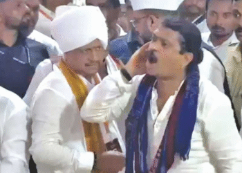 Alandi Temple Trustee Faces Backlash for Alleged Misbehavior with Warkaris and Media Public Outrage and Apology Follow