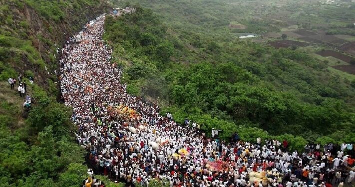 Pandharpur Wari 2025 Sant Tukaram and Sant Dnyaneshwar Palkhis to Embark on Annual Pilgrimage