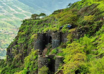 Sinhagad Fort Reopens Ahead of Shivrajyabhishek Day After Major Cleanup Drive