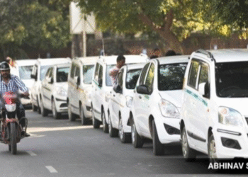 Ola-Uber Drivers Strike Leads to Surge in Fares and Widespread Passenger Inconvenience in Pune